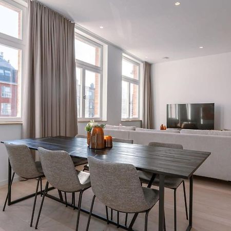 Luxurious Apartment In Town House Near The Beach Бланкенберге Екстериор снимка