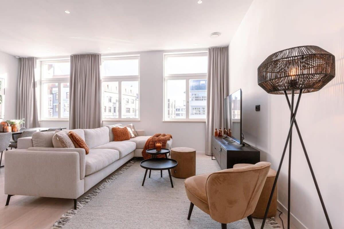 Luxurious Apartment In Town House Near The Beach Бланкенберге Екстериор снимка