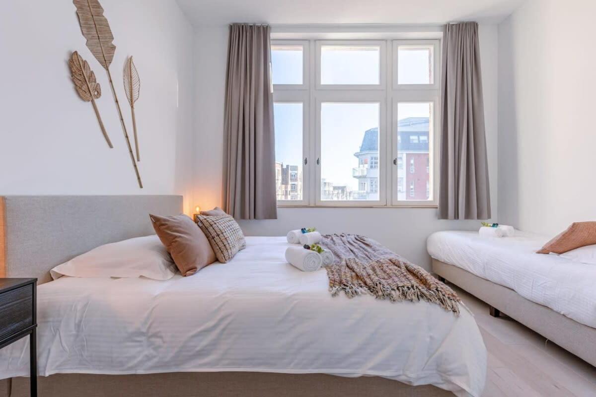 Luxurious Apartment In Town House Near The Beach Бланкенберге Екстериор снимка