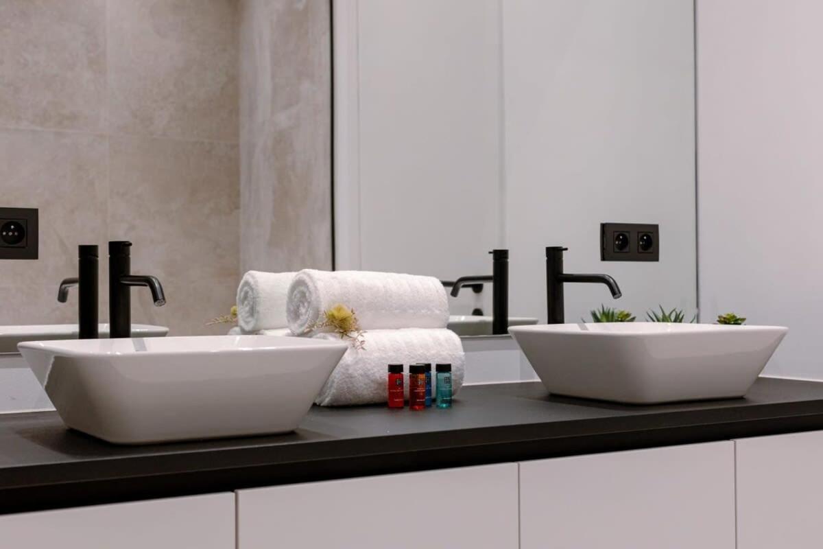 Luxurious Apartment In Town House Near The Beach Бланкенберге Екстериор снимка